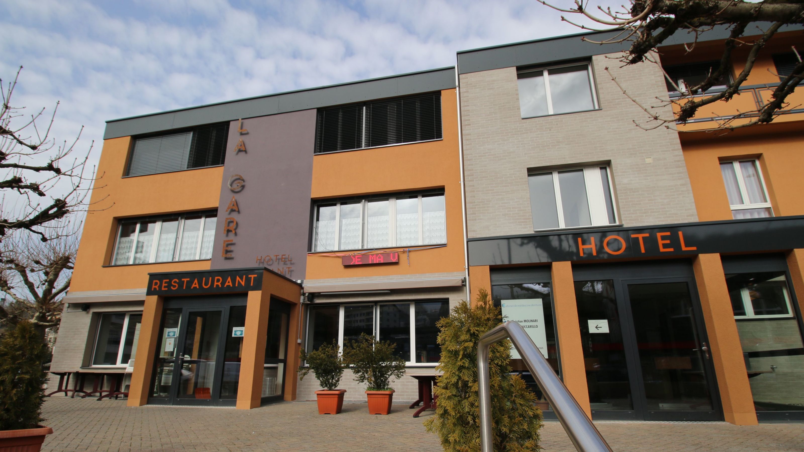 Bâtiment de l'Hôtel Restaurant de la Gare