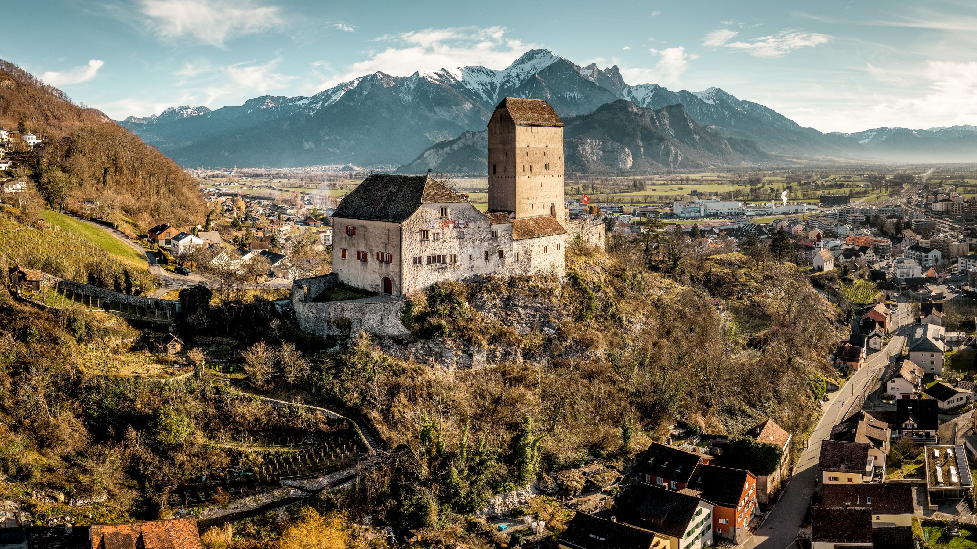 Schloss Sargans castle above the Rhine Valley, image from Switzerland Tourism