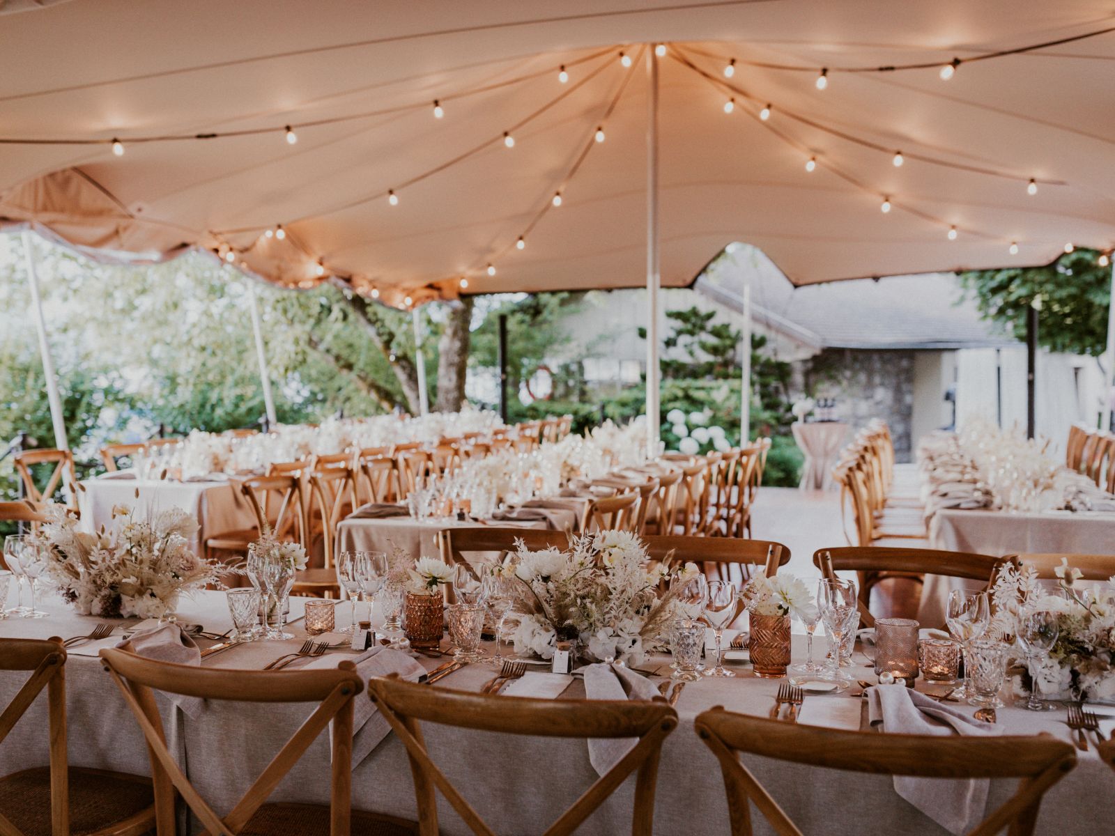 wedding dinner in a private garden