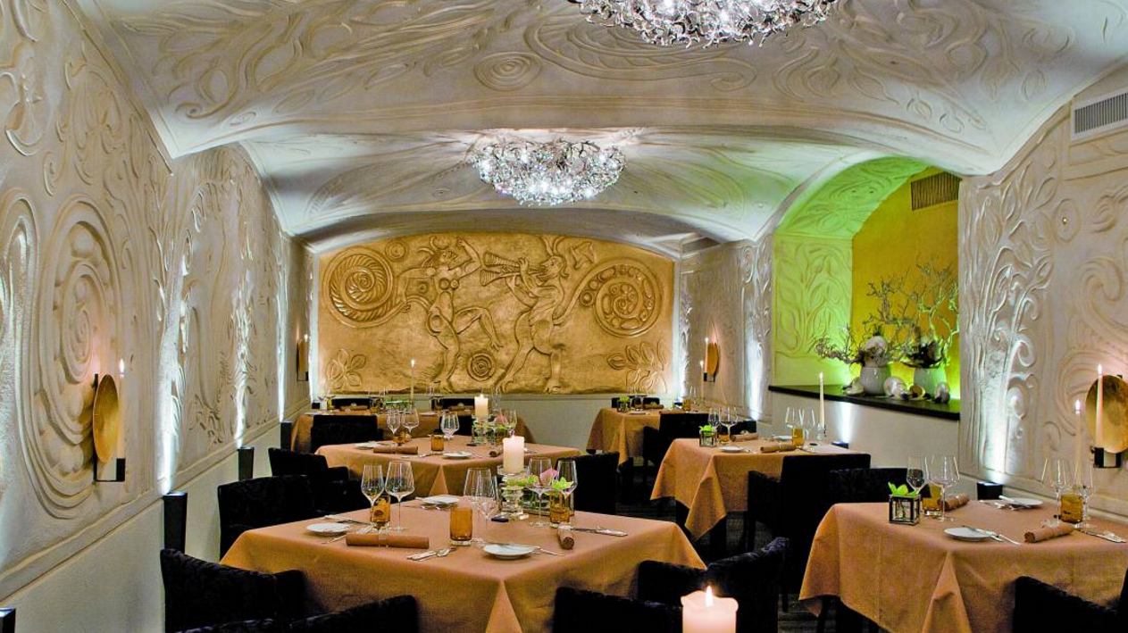 Hotel Giardino Mountain: Restaurant Ecco Moritz | Tourism