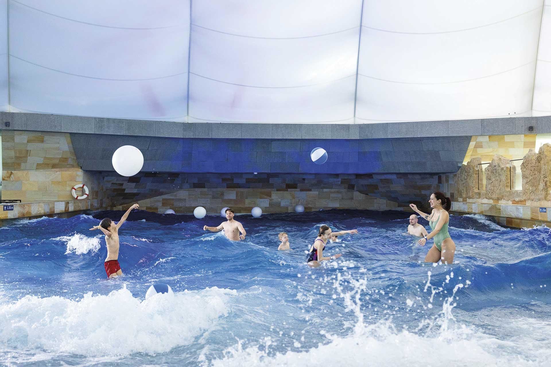 Pool Party Splash e Spa Tamaro Switzerland Tourism