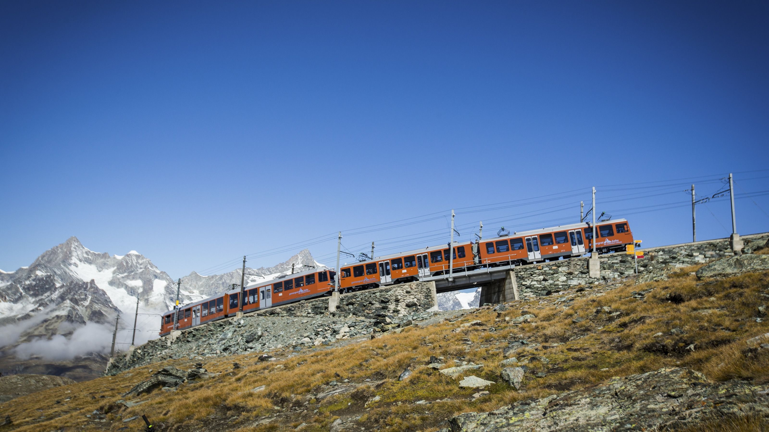 ゴルナーグラート鉄道 Gornergratbahn | スイス政府観光局