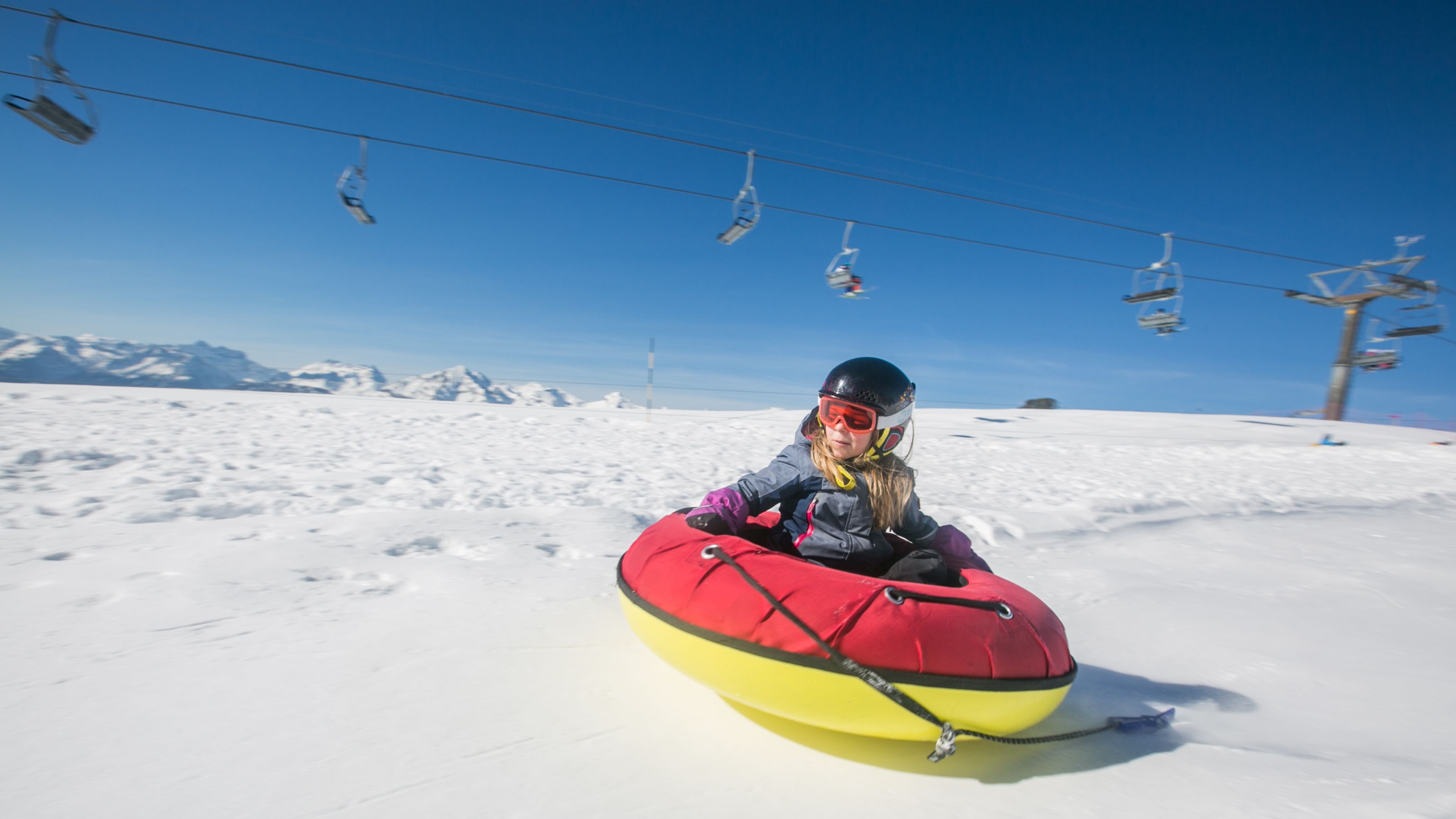 Snowtubing | Switzerland Tourism