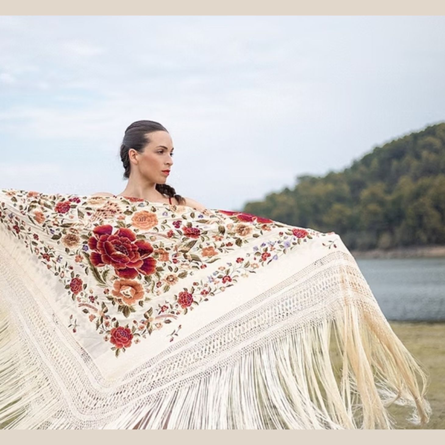 TEVANA feat. Marina Paje & Arturo Ramón